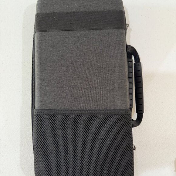 Geekria Hard Shell Travel Case - Picture 2 of 4